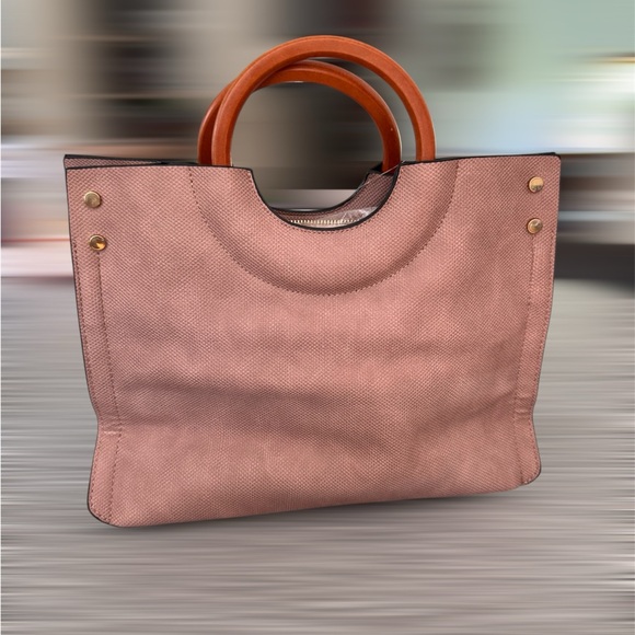 Elegant Pink Tote Bag with Wooden Handles